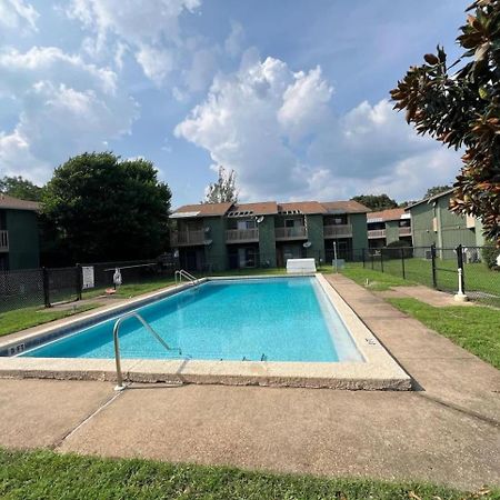 Modern 2 Bedroom Townhome Minutes From The Beach!! フォート・ウォルトン・ビーチ エクステリア 写真